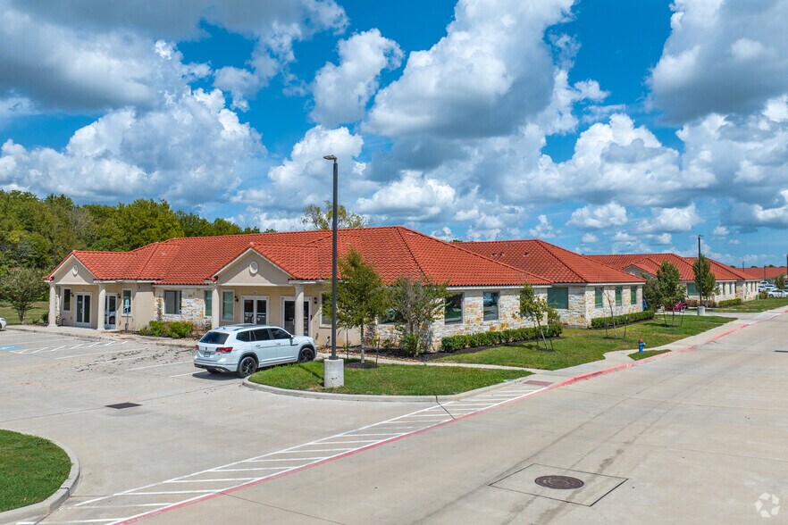 More Photos Of 2743 Smith Ranch Rd, Pearland Medical For Lease