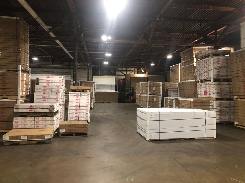 More Photos Of 263-275 Park Ave, East Hartford Warehouse For Lease