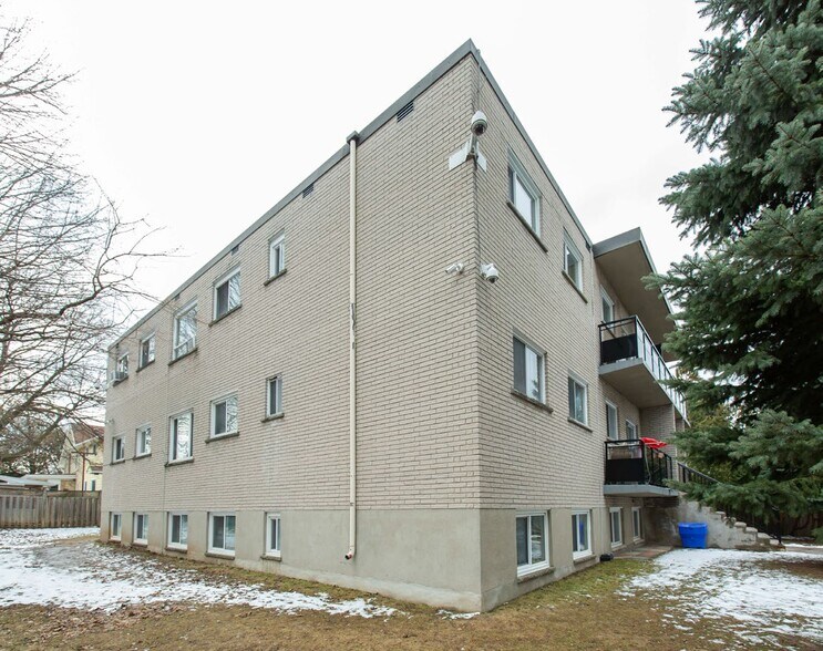 More Photos Of 115 Kraft Avenue, Kitchener, On Ave N, Kitchener Apartments For Sale