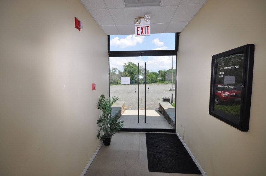More Photos Of 347 Elizabeth Ave, Somerset Office For Lease