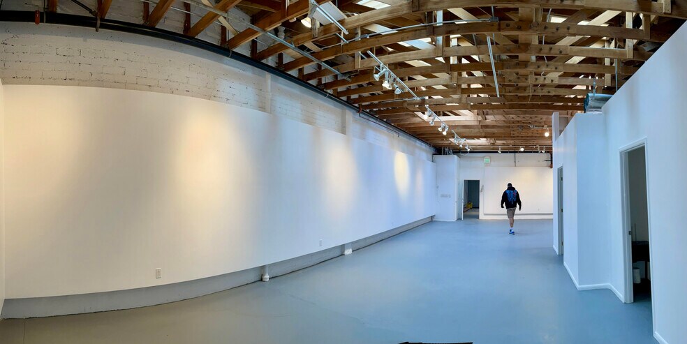 More Photos Of 6031 Washington Blvd, Culver City Storefront For Lease