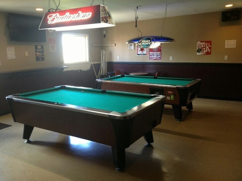 More Photos Of 11419 S Grant Hwy, Marengo Restaurant For Sale