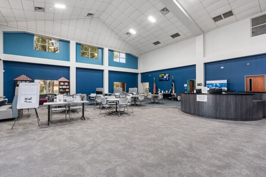 More Photos Of 1411 W Main St, League City Schools For Sale