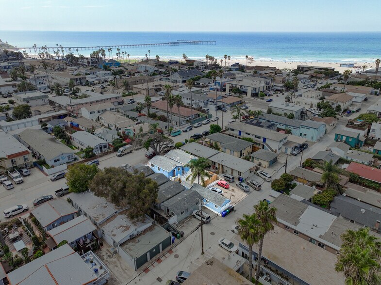 Primary Photo Of 5050-5054 Brighton Ave, San Diego Apartments For Sale