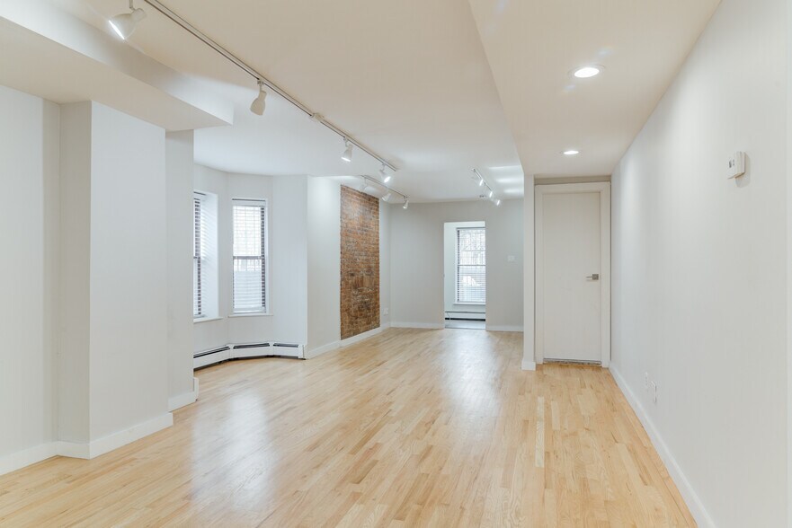 More Photos Of 489 Jersey Ave, Jersey City Storefront Retail Office For Lease