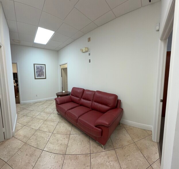 More Photos Of 5791A NW 151st St, Miami Lakes Office For Sale