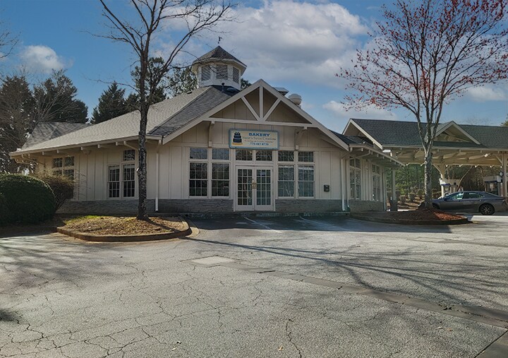 More Photos Of 2000 Shakerag Hl, Peachtree City Convenience Store For Lease