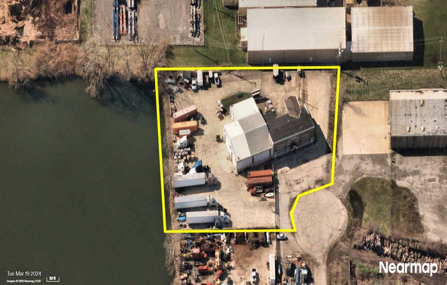 Primary Photo Of 9001 Hanslik Ct, Naperville Flex For Sale