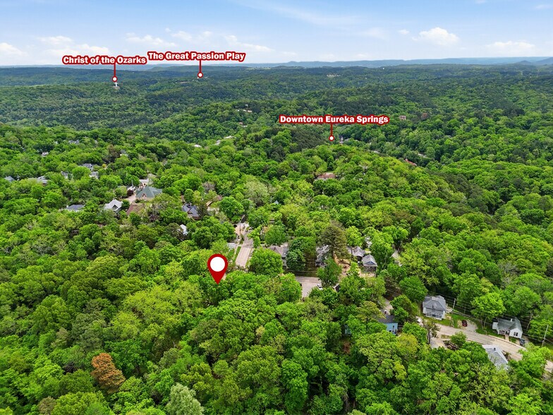 More Photos Of 5 Ojo St, Eureka Springs Hospitality For Sale