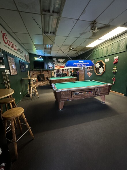 More Photos Of 295 S Broadway, Coos Bay Restaurant For Sale