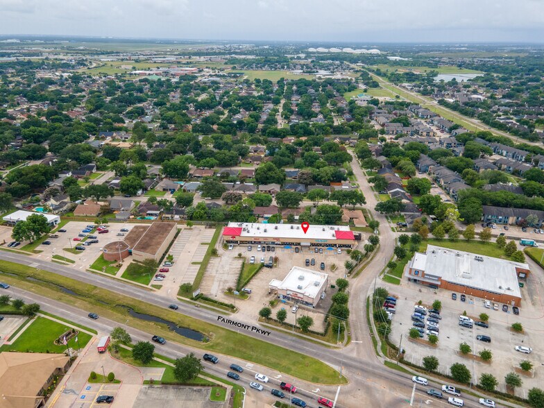 More Photos Of 4300-4302 Fairmont Pky, Pasadena Unknown For Lease