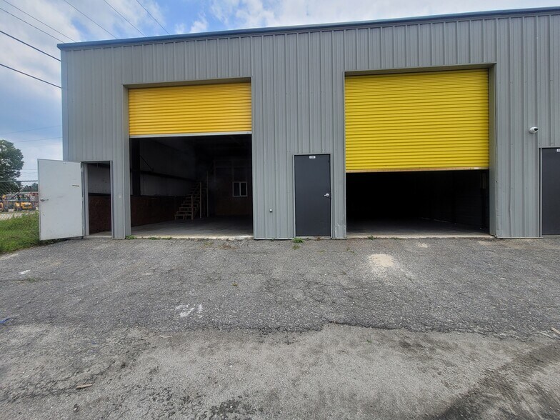 Primary Photo Of 1333 Lynah Ave, Savannah Self Storage For Lease