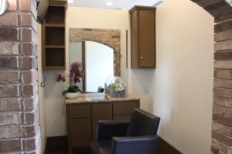 More Photos Of , North Richland Hills General Retail For Sale