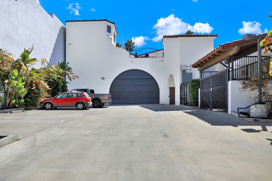 More Photos Of 1403 N El Camino Real, San Clemente Office For Lease