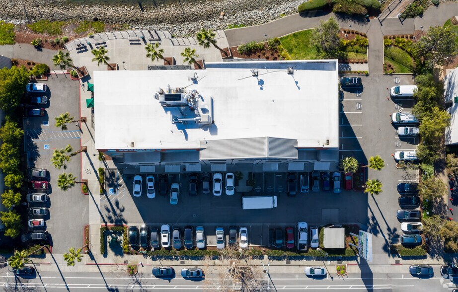 More Photos Of 1211 Embarcadero, Oakland Office For Lease