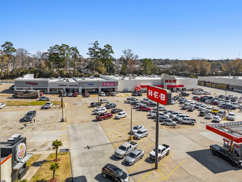 More Photos Of 1501 W Church St, Livingston Storefront For Sale