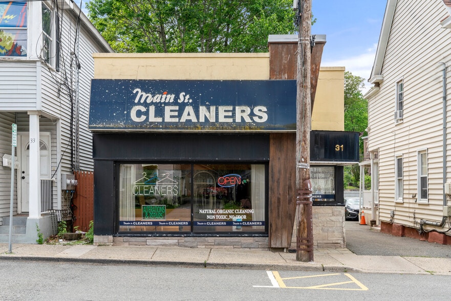 More Photos Of 31 S Main St, Wharton General Retail For Sale
