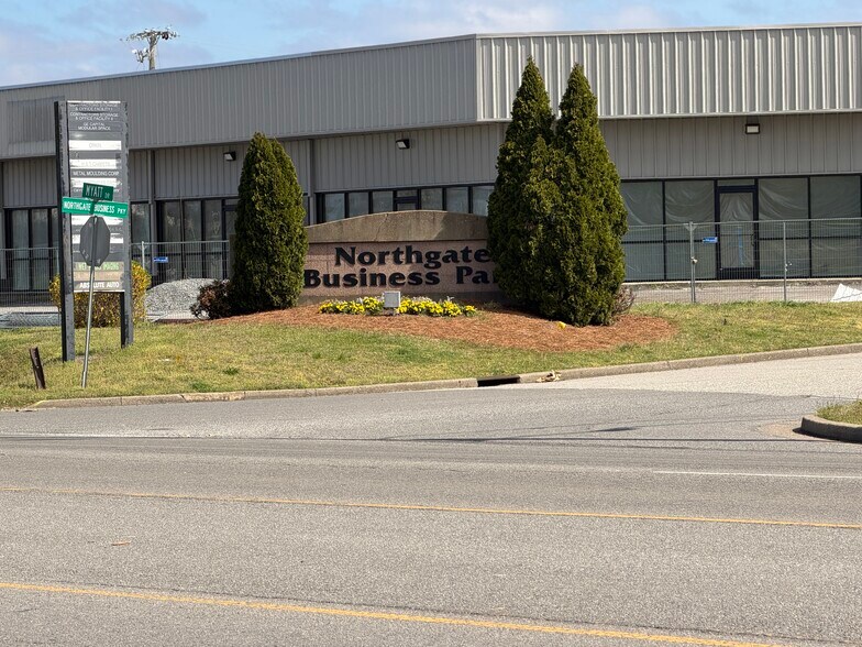 More Photos Of 1236 Northgate Business Pky, Madison Flex For Lease