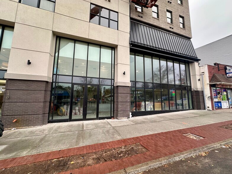 More Photos Of 475 Main St, Orange Apartments For Lease