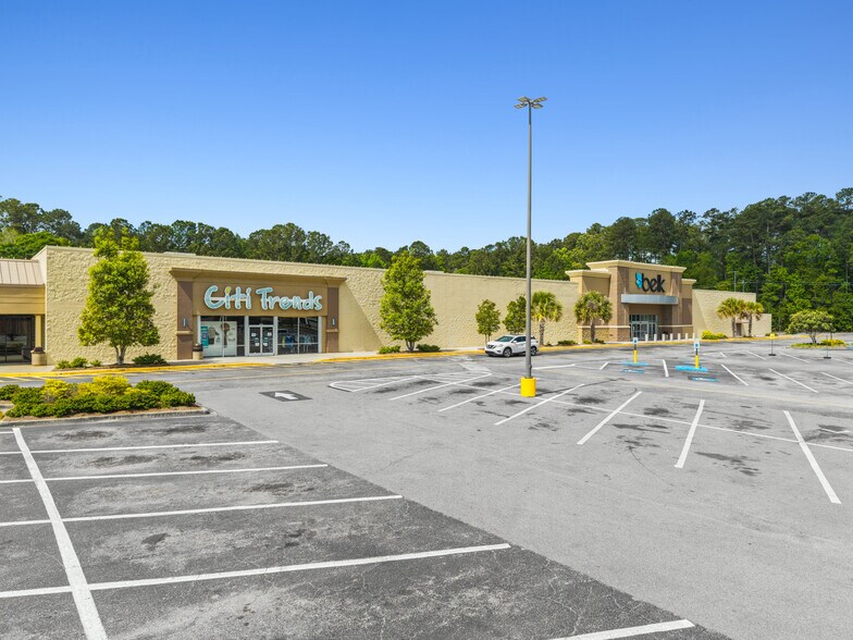 More Photos Of 297 Bells Hwy, Walterboro Unknown For Lease
