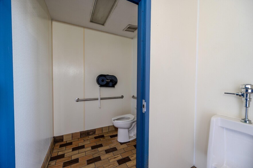 More Photos Of 270 Broadway, Whitehall Freestanding For Sale