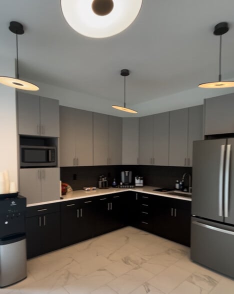 More Photos Of 530 Chestnut St, Union Township Office Residential For Lease
