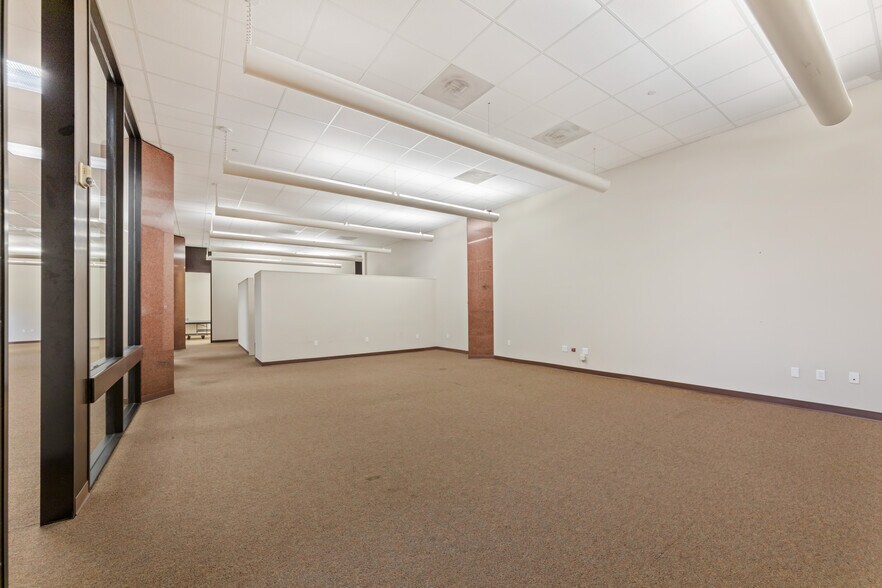 More Photos Of 214 Jefferson St, Lafayette Office For Lease