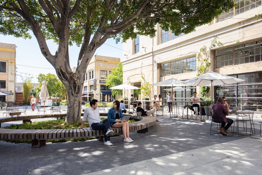 More Photos Of 777 S Alameda St, Los Angeles Unknown For Lease