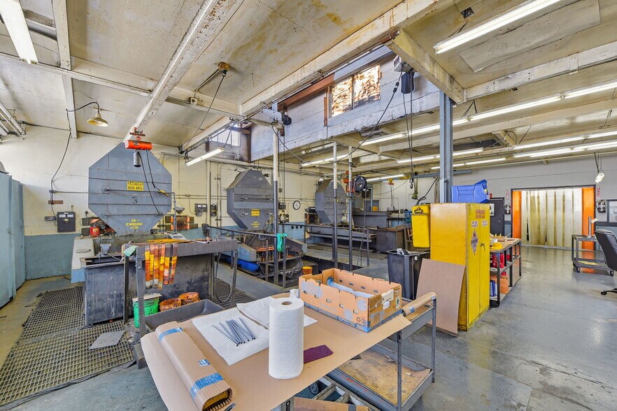 More Photos Of 1180 N 5th St, San Jose Manufacturing For Sale