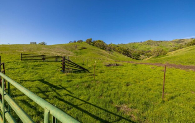 More Photos Of 8725 Quail Canyon Rd, Vacaville Land For Sale