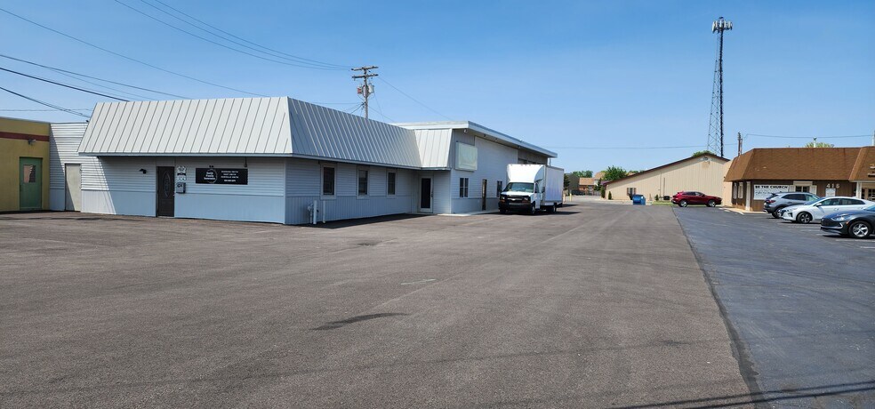 More Photos Of 424 Wentz St, Tiffin Storefront Retail Office For Lease