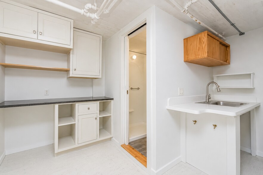 More Photos Of 154 26th St, Brooklyn Warehouse For Sale