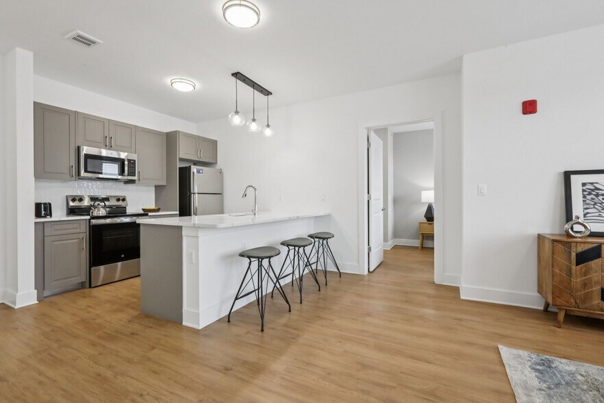 More Photos Of 110 Bergen Tpke, Little Ferry Apartments For Lease