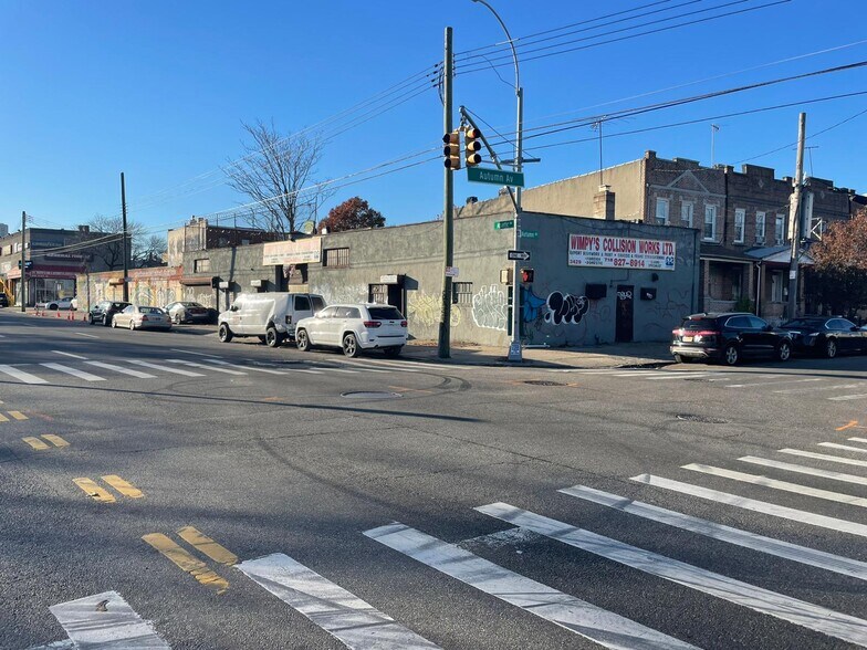 More Photos Of 3429 Atlantic Ave, Brooklyn Auto Repair For Sale