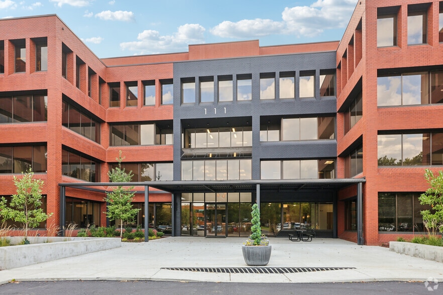 More Photos Of 111 Westwood Pl, Brentwood Office For Lease