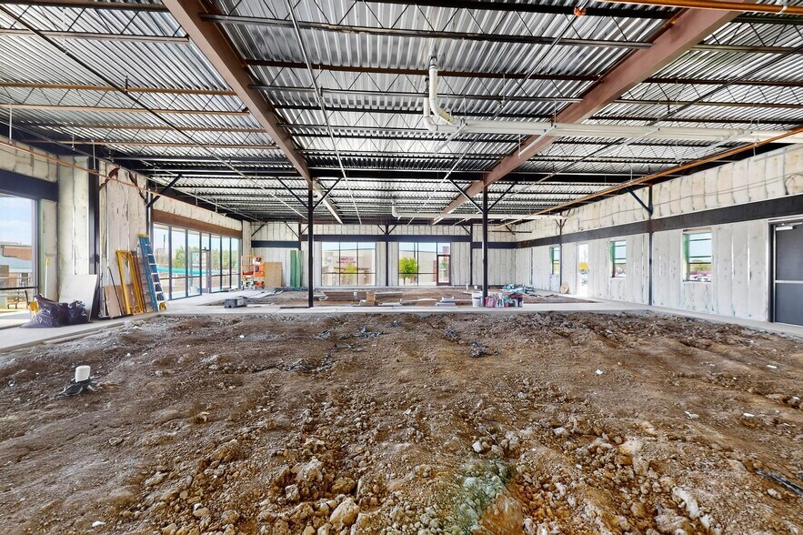 More Photos Of 8500 Olympus Blvd, Irving Office For Sale