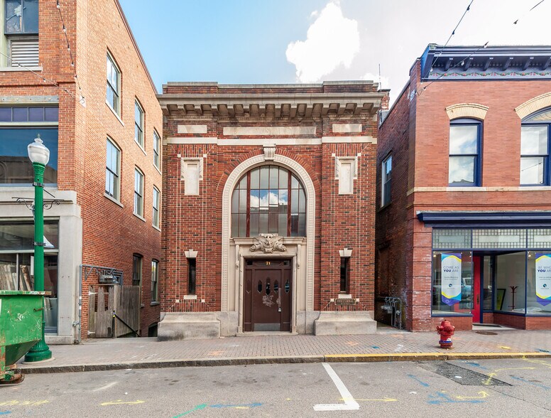 More Photos Of 71 Main St, Norwich Storefront Retail Office For Sale