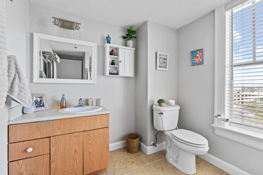 More Photos Of , Lakeland Multifamily For Sale