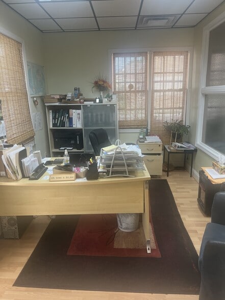 More Photos Of 2460 Florian St, Hamtramck Office For Sale
