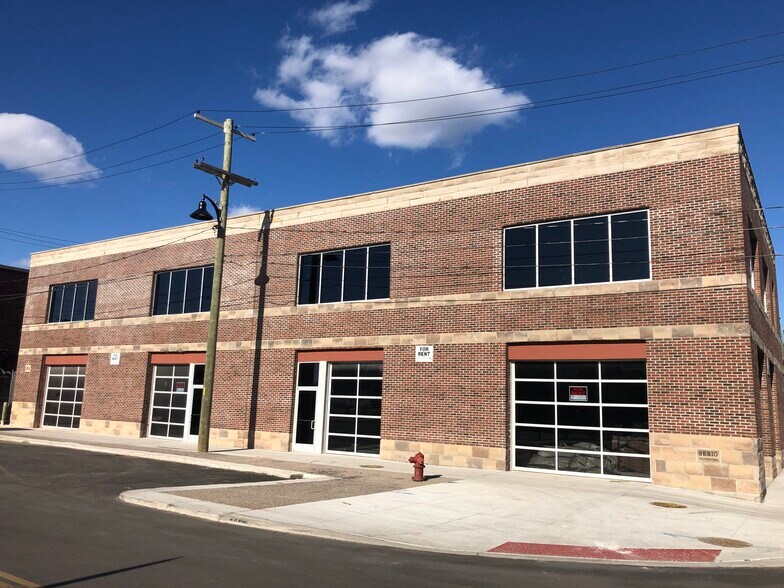 Primary Photo Of 1525 Adelaide St, Detroit Warehouse For Lease