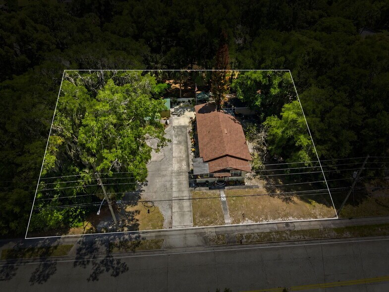 Primary Photo Of 718 E New York Ave, Deland Specialty For Sale