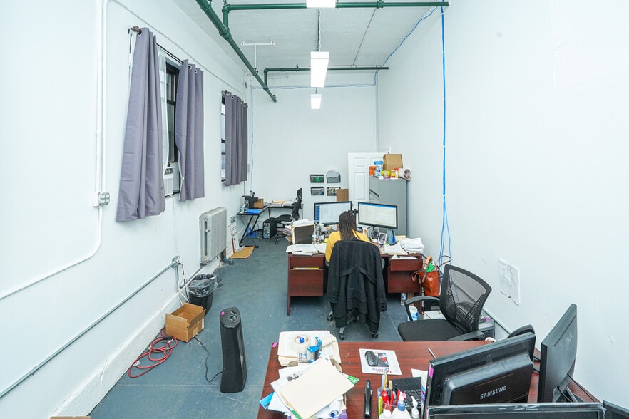 More Photos Of 3-7 Canal Plaza Ave, Bronx Warehouse For Sale