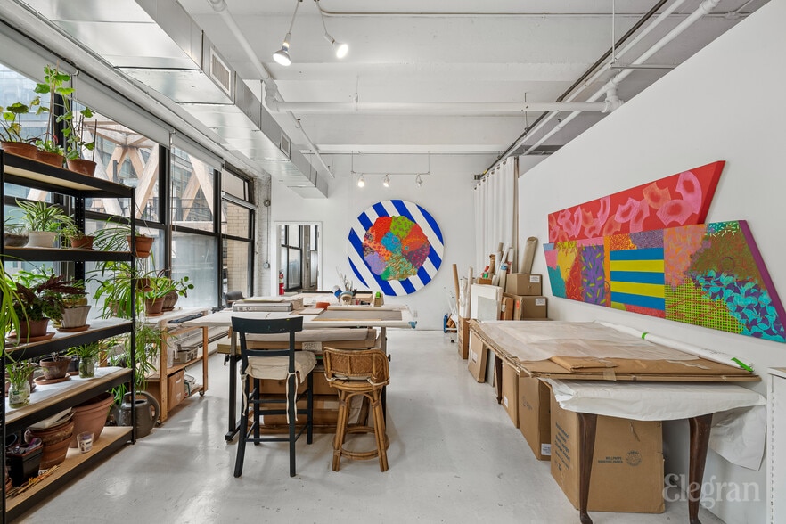 More Photos Of 450 W 31st St, New York Loft Creative Space For Sale