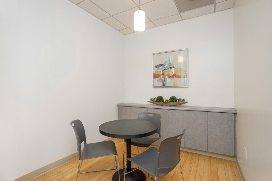 More Photos Of 2991-2995 E White Star Ave, Anaheim Warehouse For Sale