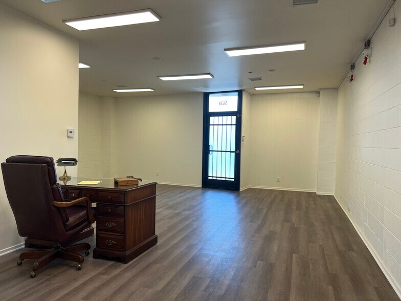 More Photos Of 5639 Cahuenga Blvd, North Hollywood Warehouse For Sale