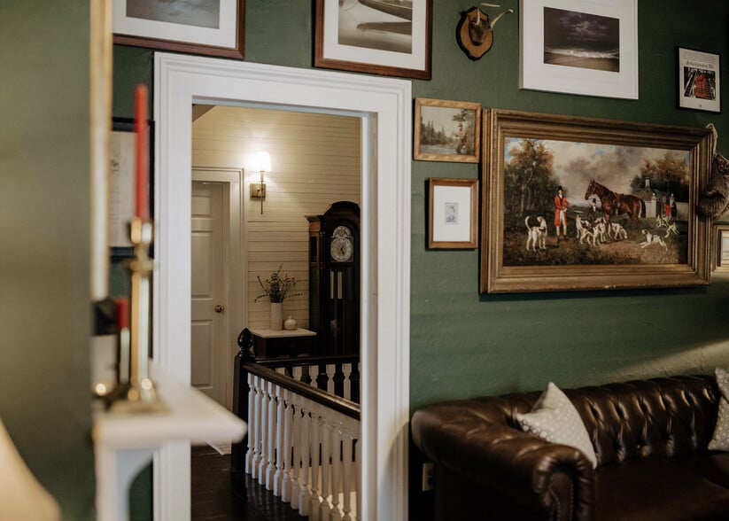 More Photos Of 477 W First St, Blue Ridge Hospitality For Sale