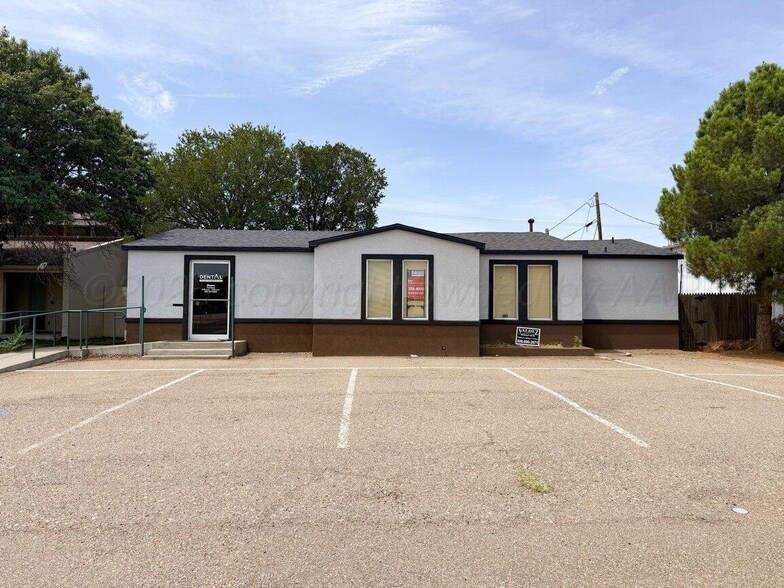 More Photos Of 206 S Bliss Ave, Dumas Office For Sale