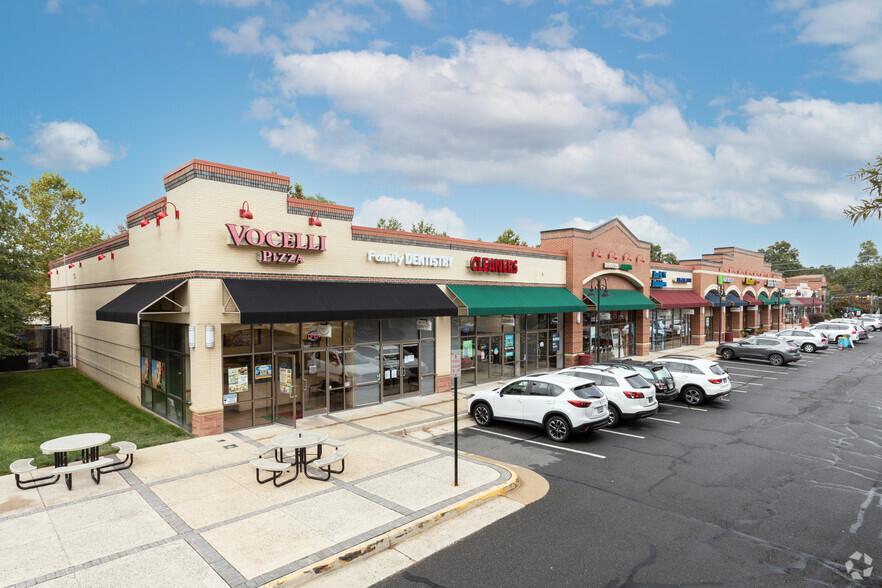 Primary Photo Of 11725 Lee Hwy, Fairfax Unknown For Lease