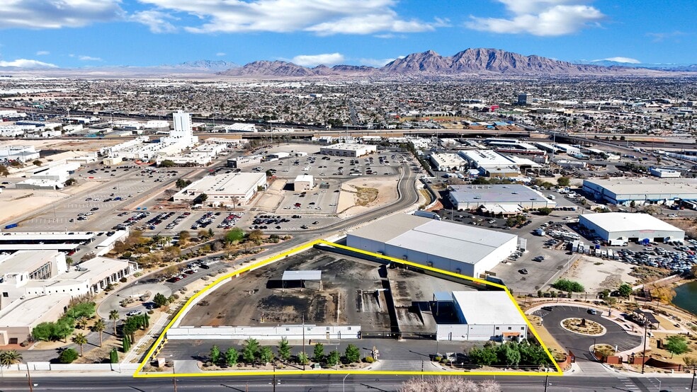 Primary Photo Of 2580 N Commerce St, North Las Vegas Manufacturing For Lease