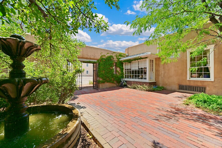 More Photos Of 200 W De Vargas St, Santa Fe Office For Sale